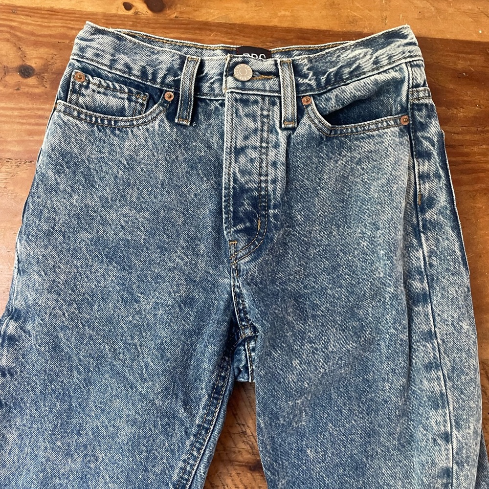 Urban Outfitters acid wash jeans 24